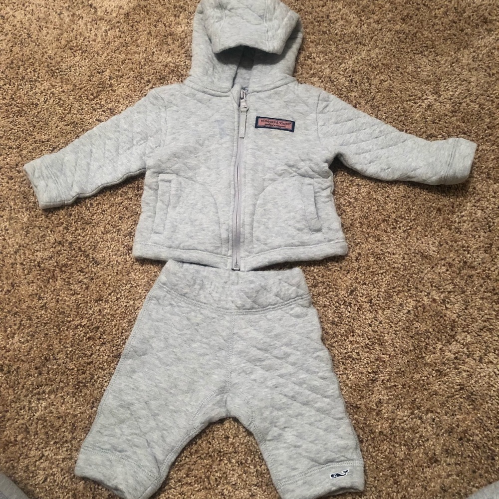 Vineyard Vines gray baby jumpsuit 0-3 months